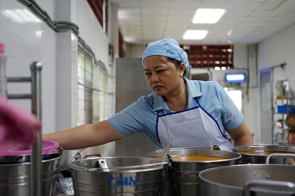 nhung_doi_tay_may_sai_gon_3_chuyen_ke_tu_e-kip_master_chef_2.jpg