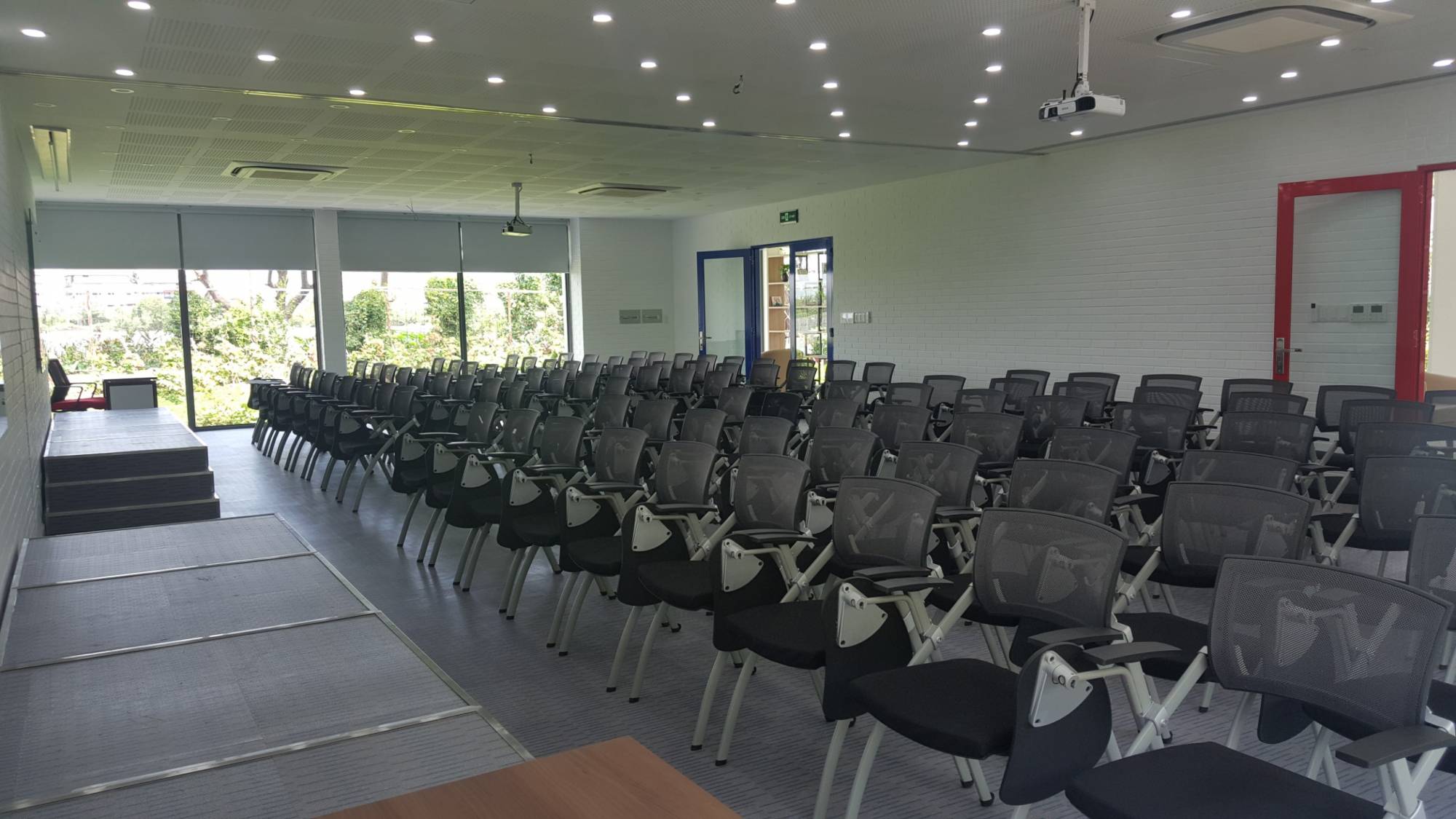 Quang cảnh lớp học
